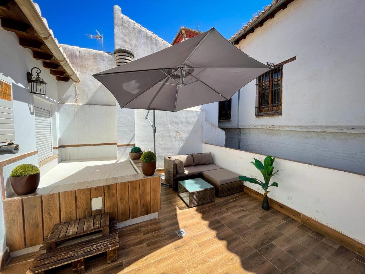 Апартаменты Laurel Lounge & Terrace Гранада Экстерьер фото